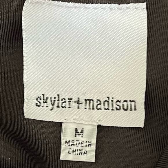 Skylar + Madison Black Satin Like Crop Top Juniors sz Medium - Picture 7 of 8